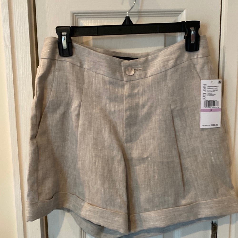 Karen Kane Dessert Breeze high waist linen blend short. NWT. Size 6